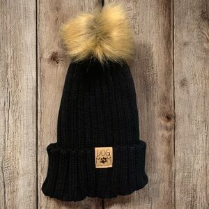 NWT PAWZ Black Knit Beanie with Faux Fur Pom One Size Fits All